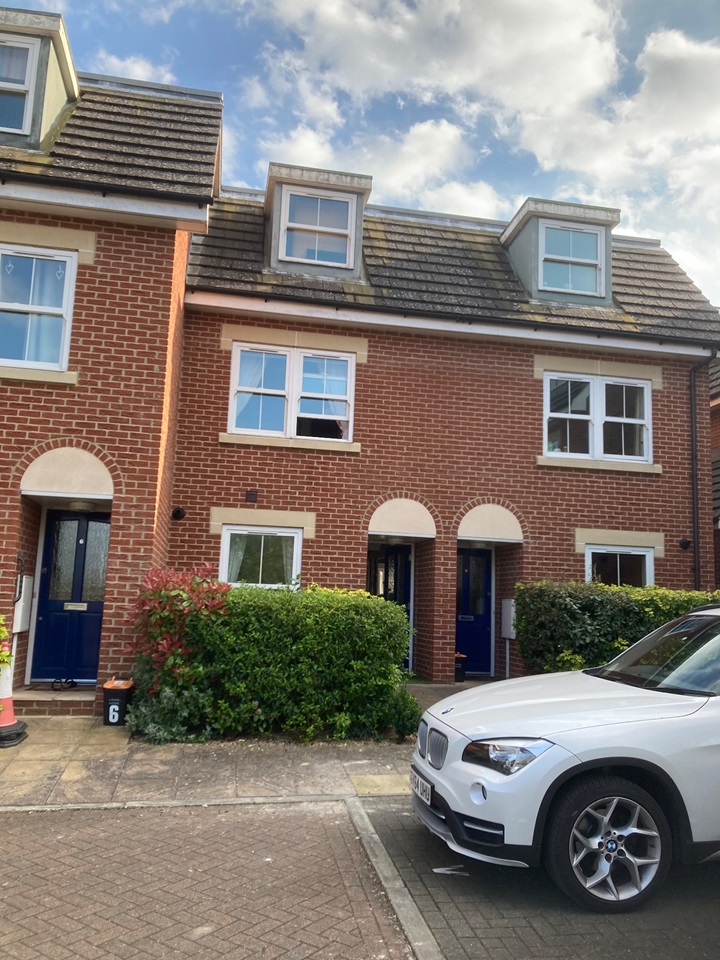 Tonbridge Room in a Shared House, Parsons Place, TN9 To Rent Now