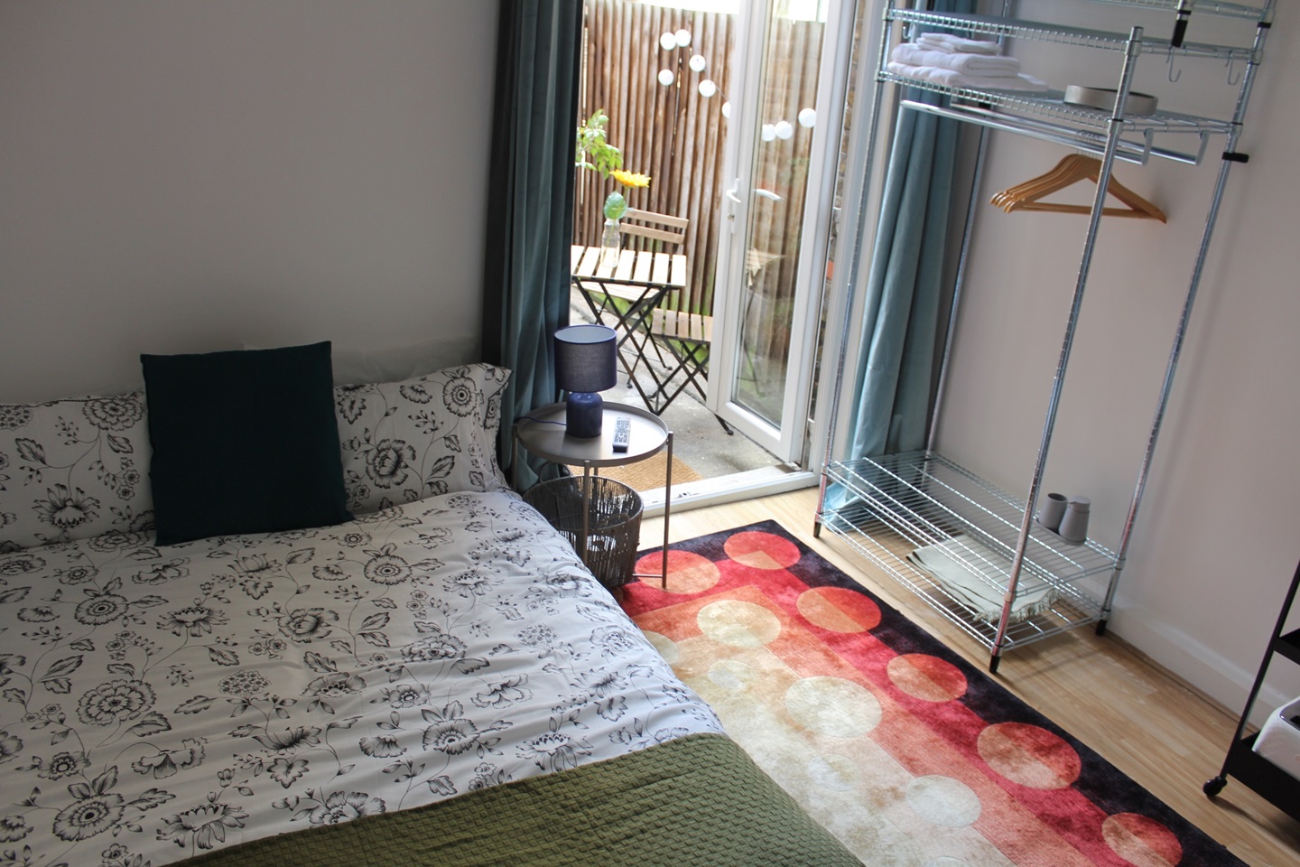London Room in a Shared House, Forest Road, E17 To Rent Now for £