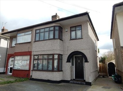 3 Bed Semi-Detached House, Jarrow Road, RM6