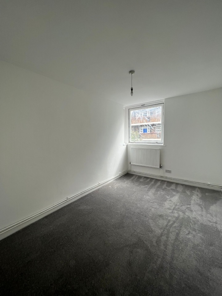 3 Bed Flat, Orchardson Street, NW8 photo 4