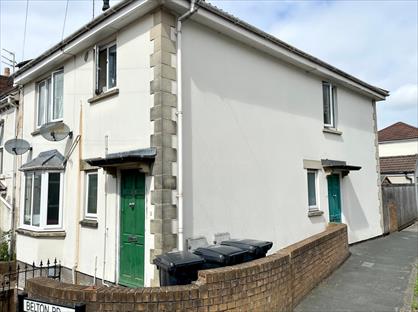 2 Bed Flat, Belton Road, BS5