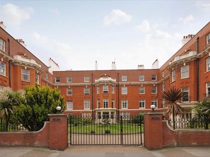 4 Bed Flat, Elgin Court, W9