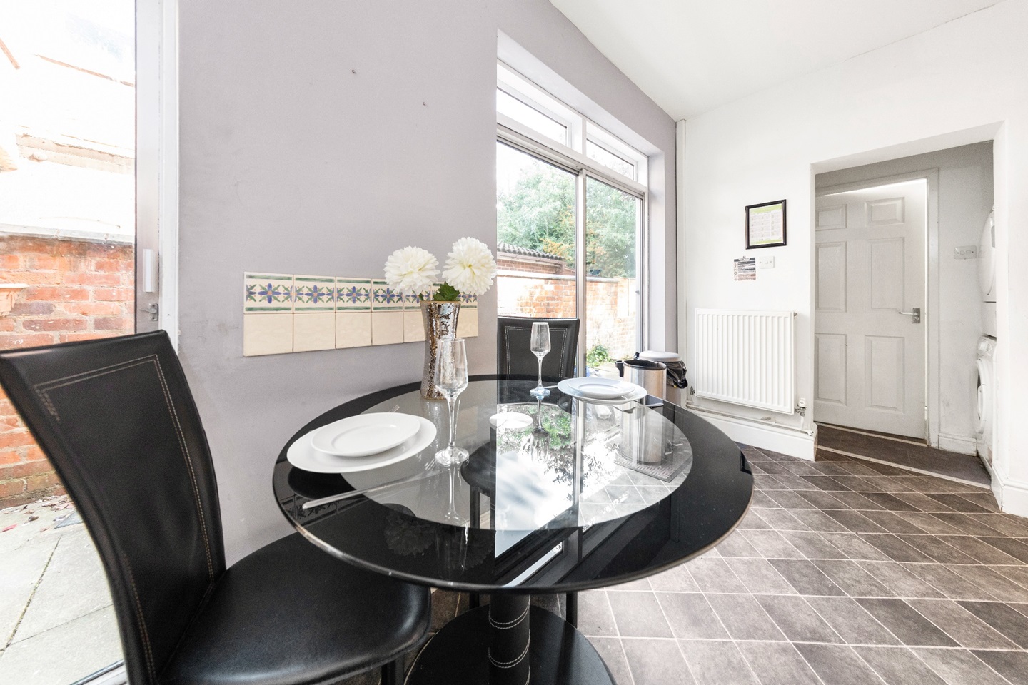 Nuneaton 4 Bed SemiDetached House, High Street, CV11 To Rent Now