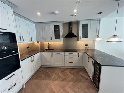 2 Bed Flat, Merino Gardens, E1W