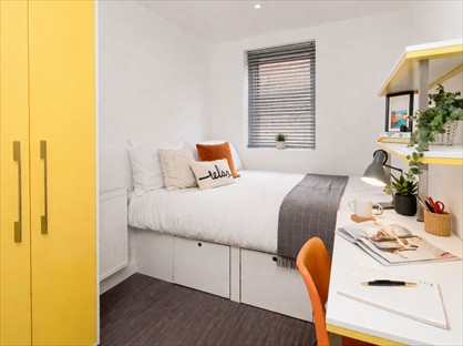 Room in a Shared House, Wilson St, ST5