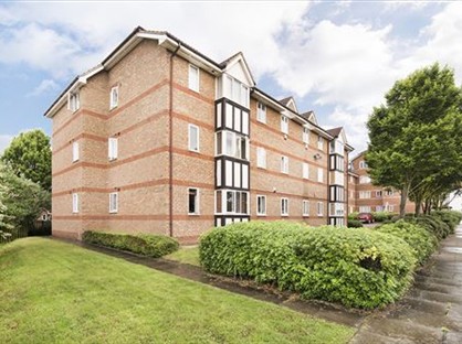 2 Bed Flat, Neptune Walk, DA8