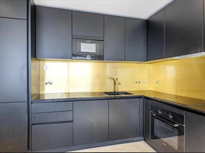 1 Bed Flat, Chelsea Creek, SW6