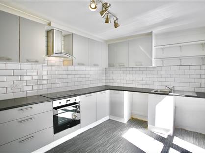 3 Bed Terraced House, Dane Road, CT9