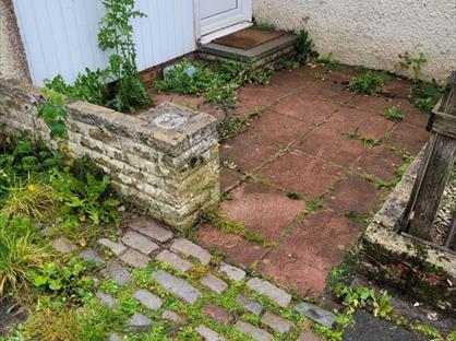 3 Bed Terraced House, Pine Court, G67