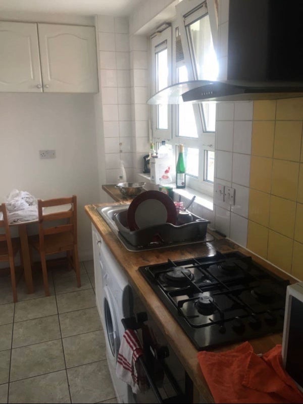 London Room in a Shared Flat, Cassidy Road, SW6 To Rent Now for £