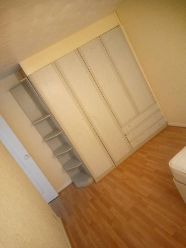 3 Bed Semi-Detached House, Kiln Road, S61, N1 7GU