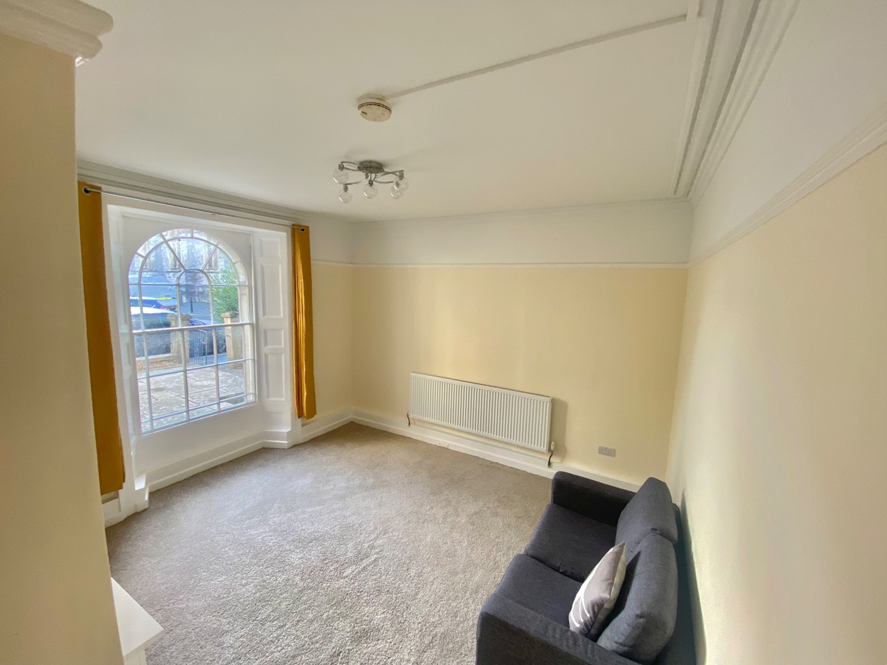 Plymouth 1 Bed Flat, Wyndham Square, PL1 To Rent Now for £725.00 p/m