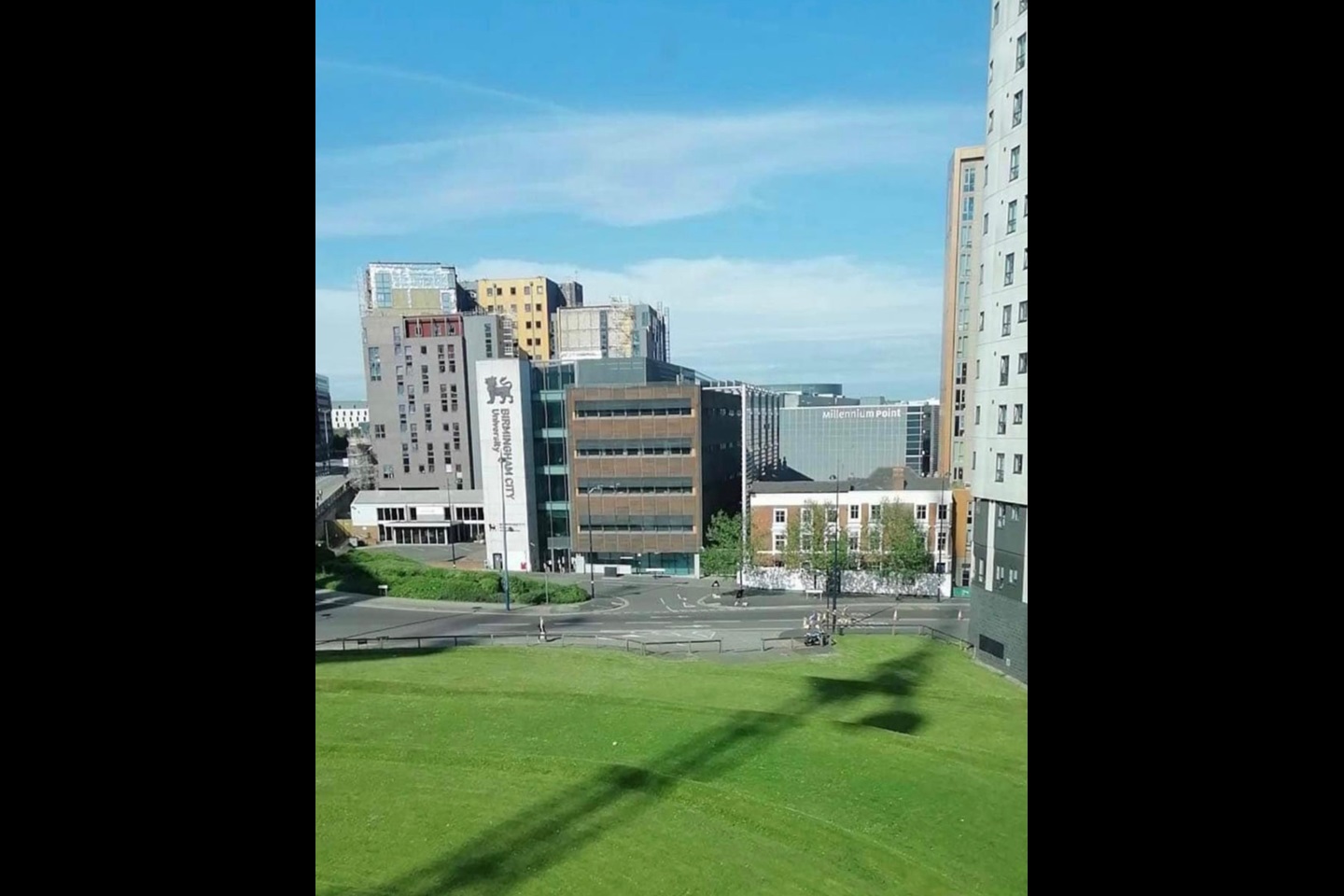 2 Bed Flat, Masshouse Plaza, B5 photo 3