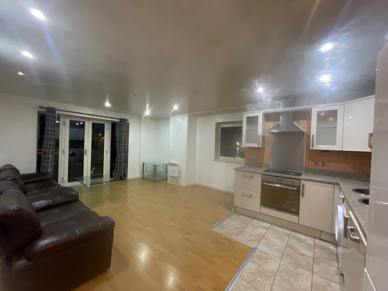 2 Bed Flat, Masshouse Plaza, B5 photo 5