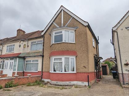 3 Bed Semi-Detached House, Roedean Avenue, EN3