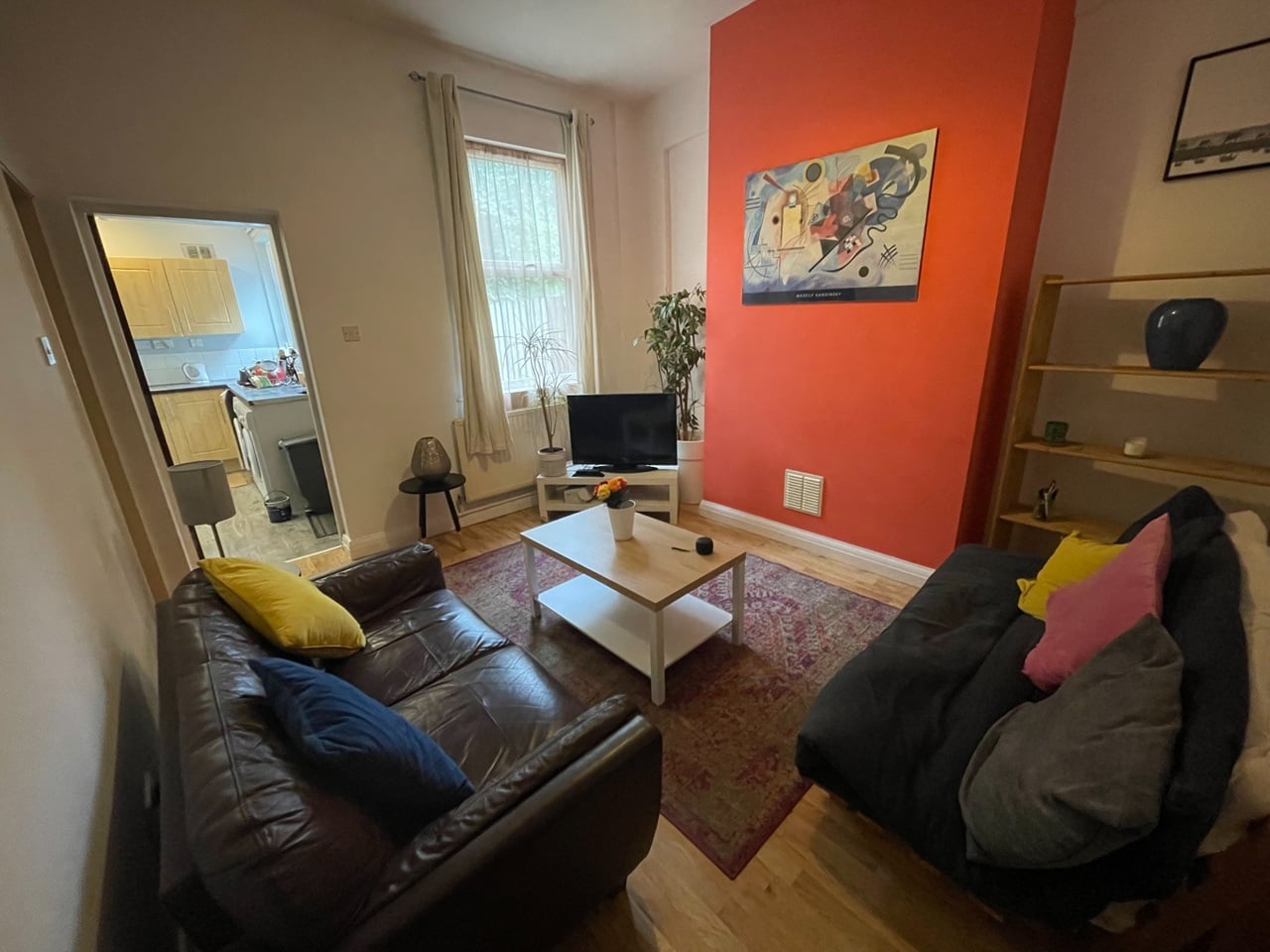 4 Bed Terraced House, Coronation Street, M5