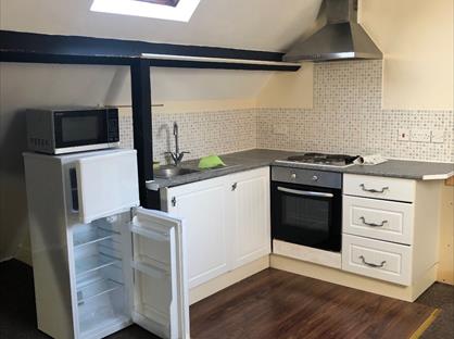 1 Bed Flat, Ewell Road, KT6