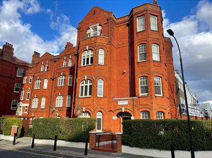 1 Bed Flat, Hammersmith, W6