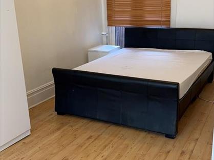 Room in a Shared House, Northborough Road, SW16