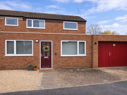 4 Bed End Terrace, Pheasant Rise, CB23
