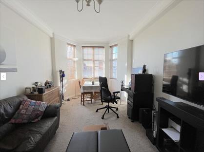 1 Bed Flat, Mortimer Court, NW8