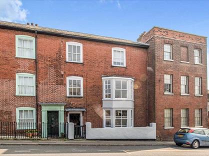 5 Bed Terraced House, Frindsbury Road, ME2