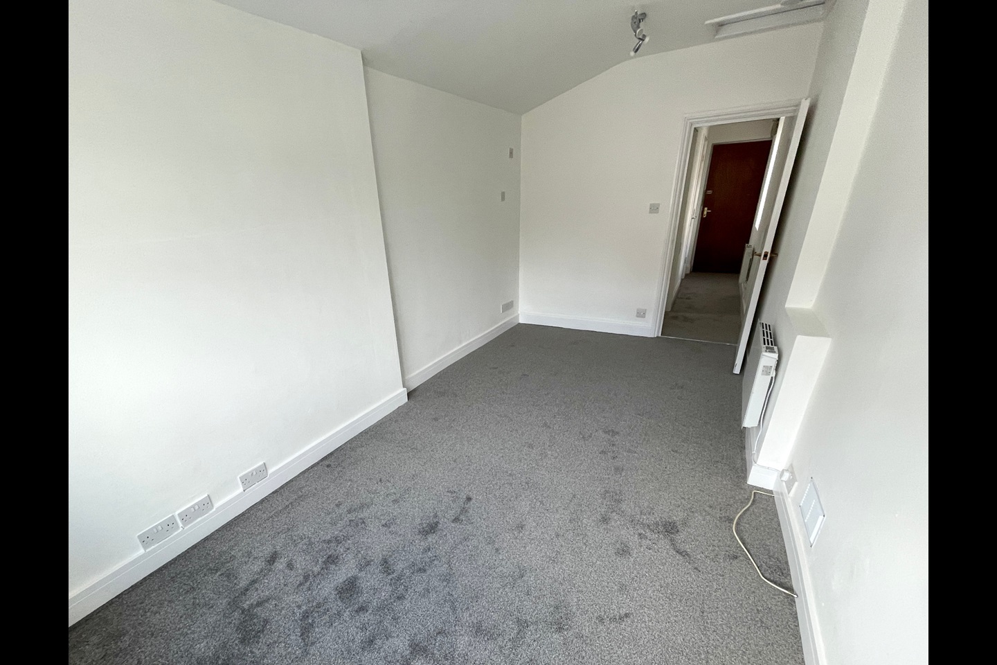 Studio Flat, Nags Head Hill, BS5