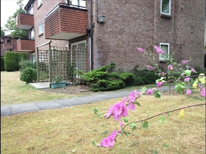 2 Bed Flat, Roseberry Court, WD17