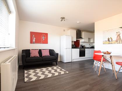 1 Bed Flat, Crewe Road, CW5