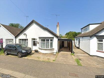 4 Bed Bungalow, Fairfax Drive, SS0