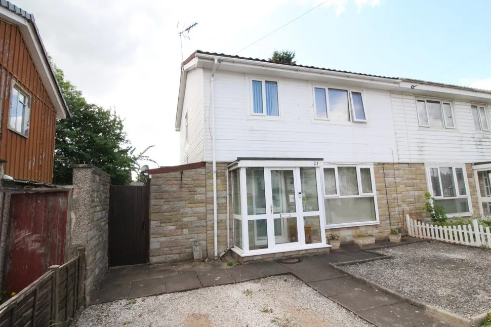 3 Bed Semi-Detached House, Thimbler Road, CV4, N1 7GU