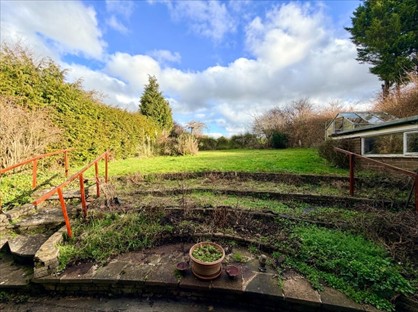 4 Bed Detached House, Old Bedford Road, LU2