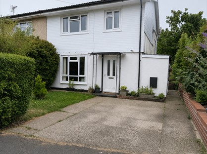 3 Bed Semi-Detached House, Wentworth Road, CV22