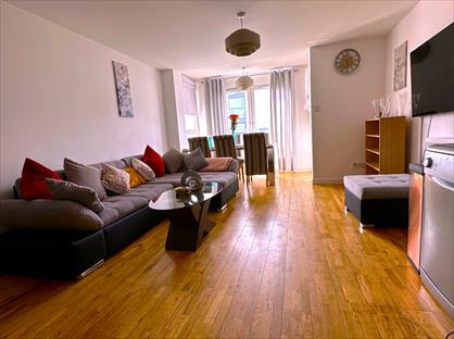 3 Bed Flat, Colonsay View, EH5