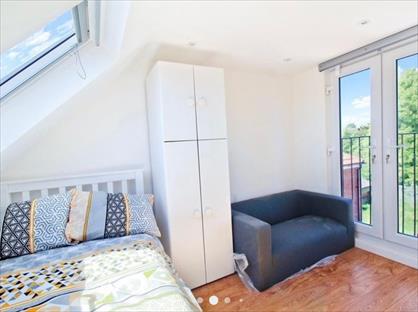 Room in a Shared House, Saxon Drive, W3