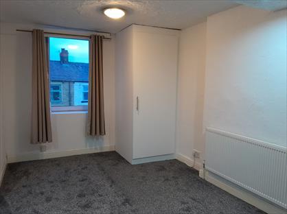 1 Bed Detached House, Burnley Road, BB8