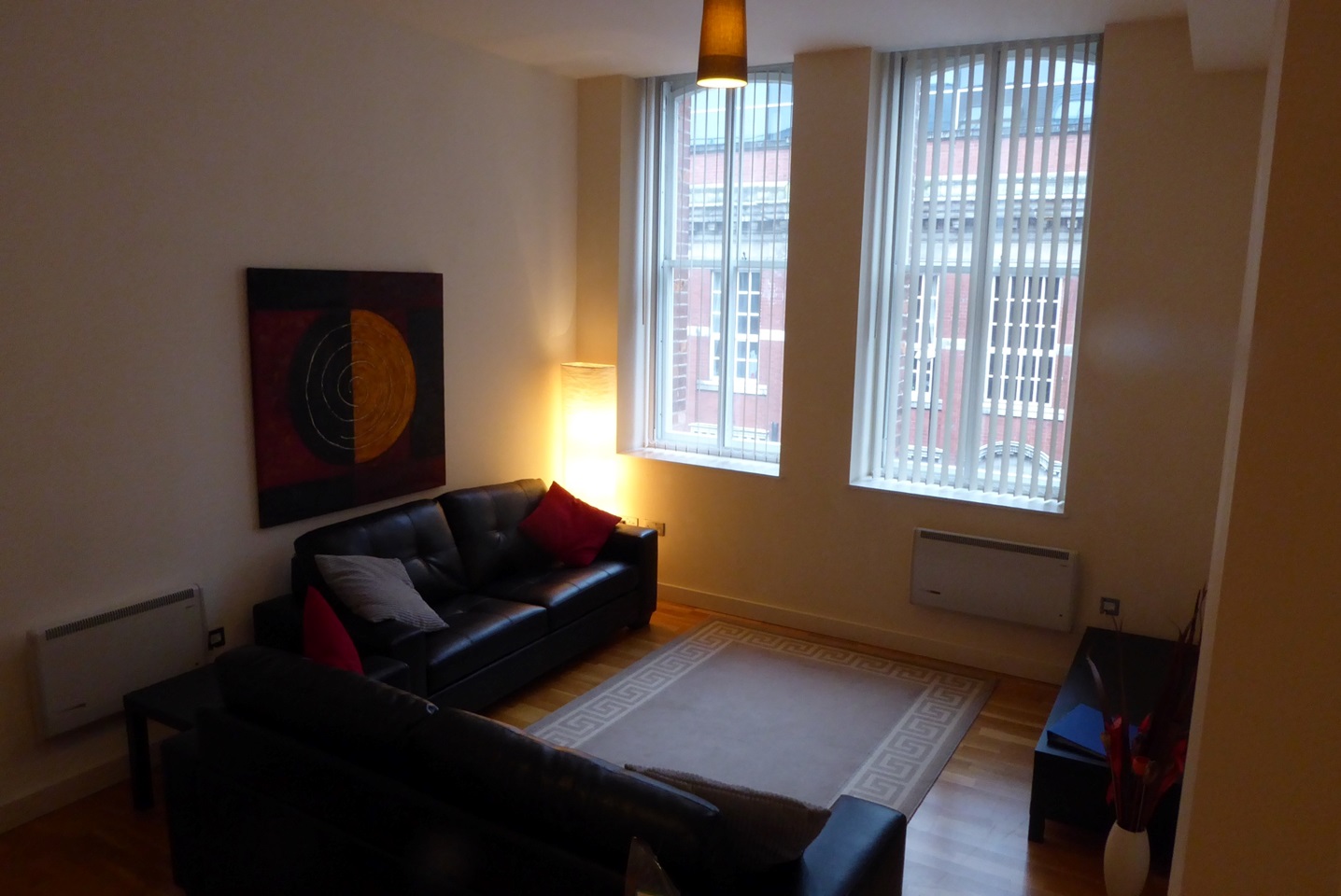 2 Bed Flat, Newton Street, M1 photo 3