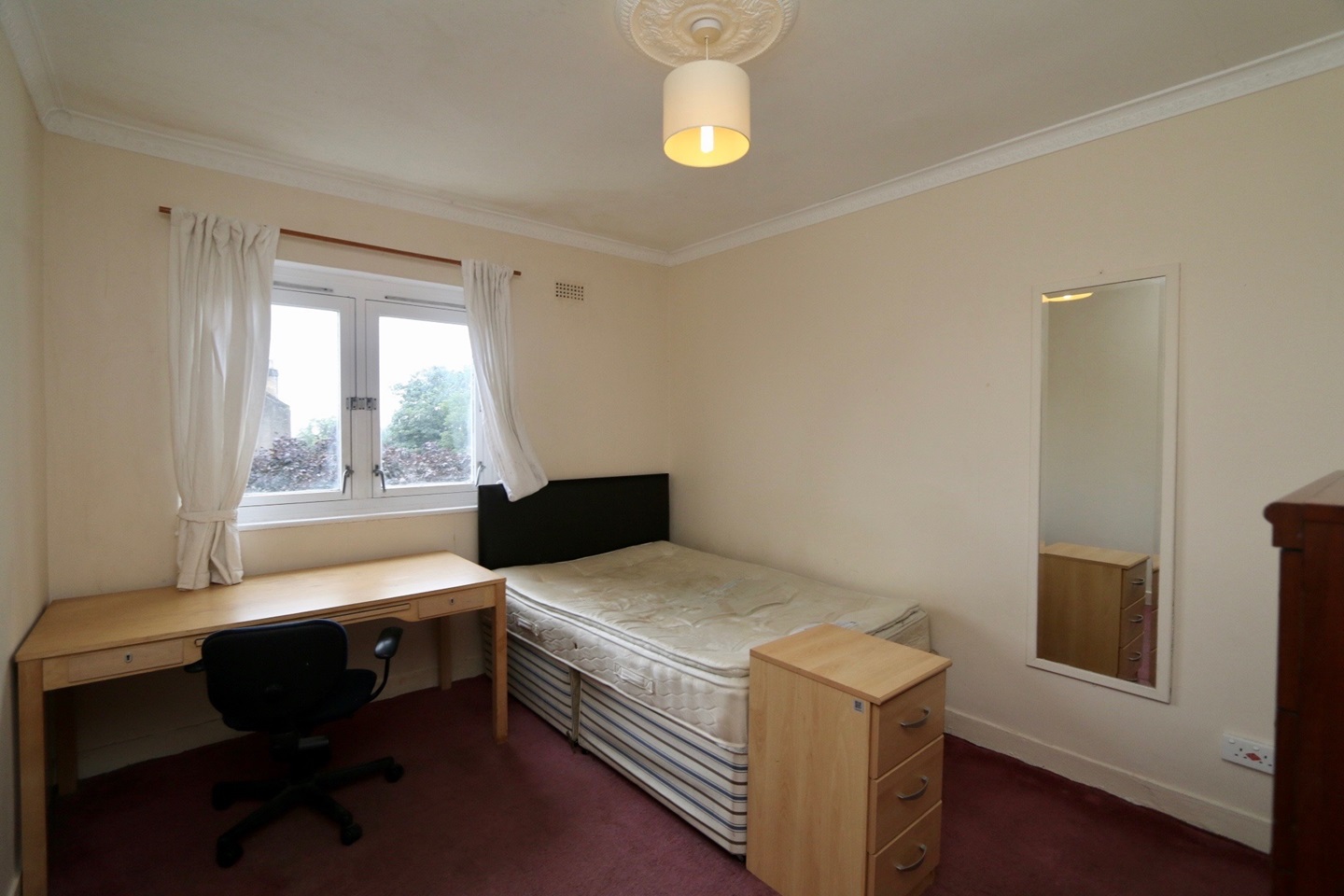 Additional image 8 of 3 Bed Flat, Thornwood Drive, G11, N1 7GU
