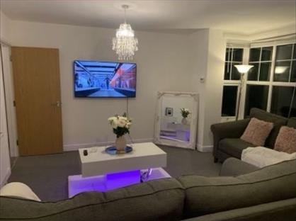 2 Bed Flat, Westcliff Road, CT9