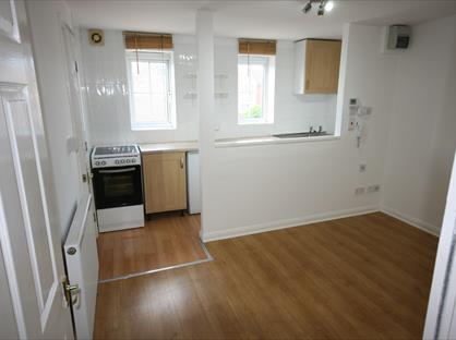 1 Bed Flat, Loak Close, MK41