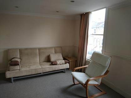 2 Bed Flat, Tabor Road, W6