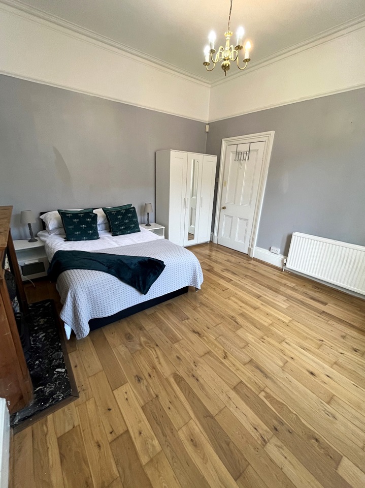 Glasgow 3 Bed Terraced House, Craigton Road, G51 To Rent Now for £