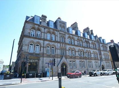 2 Bed Flat, Crosshall Street, L1