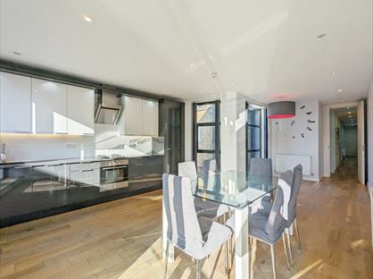 2 Bed Flat, Brockley Road, SE4