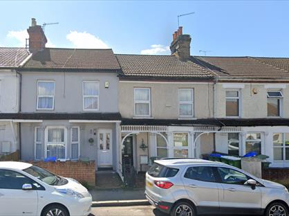 2 Bed Flat, Gilbert Road, DA17