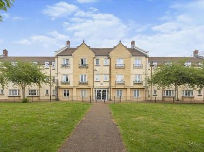 2 Bed Flat, Woodley House, OX28