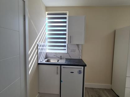 Studio Flat, Minard Road, SE6