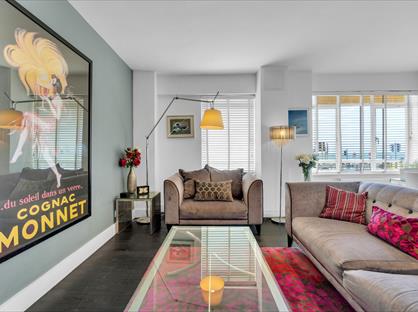 3 Bed Flat, Kings Road, BN1