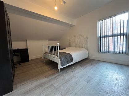 Room in a Shared House, Belmont Drive, L6