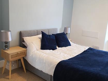 1 Bed Flat, Taw Vale, EX32